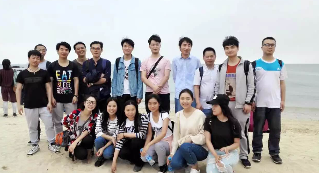 122cc太阳集成游戏科技深圳产品一部器材冲海岸线穿越